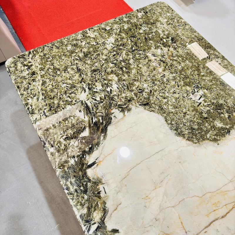 Alpinus-white-granite