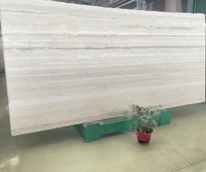 italian-silver-travertine-slab-display