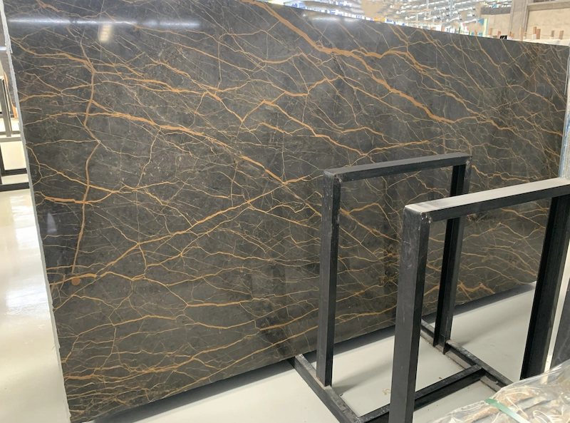 port-laurent-marble-slab-full-view