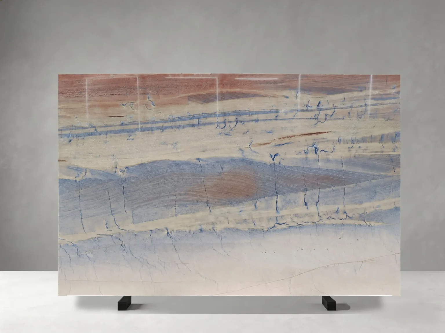 azul macaubas quartzite slab with horizontal blue beige vein pattern