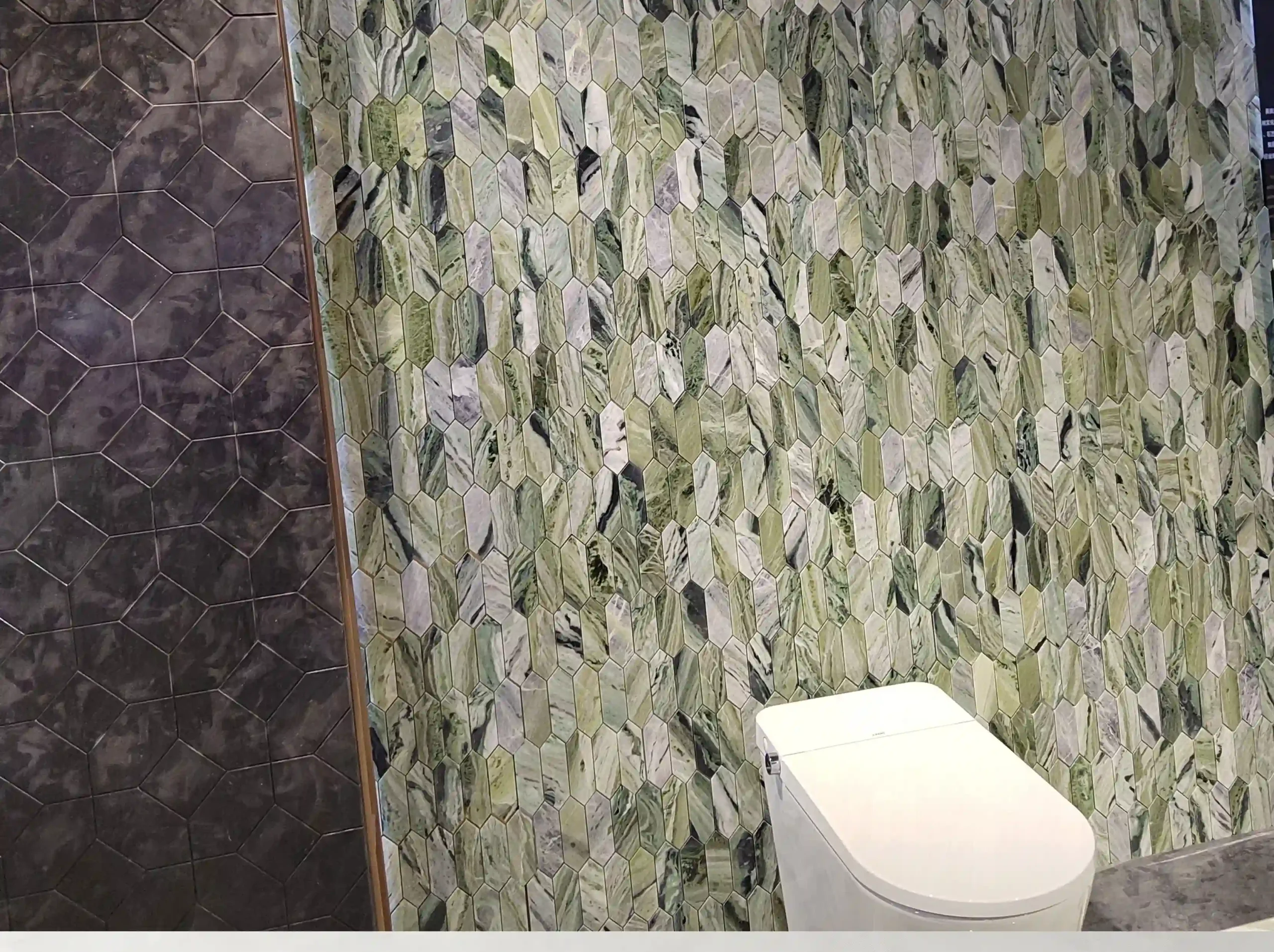 shangri-la-green-marble-mosaic-bathroom-wall-02.webp shangri la green marble mosaic bathroom wall tile