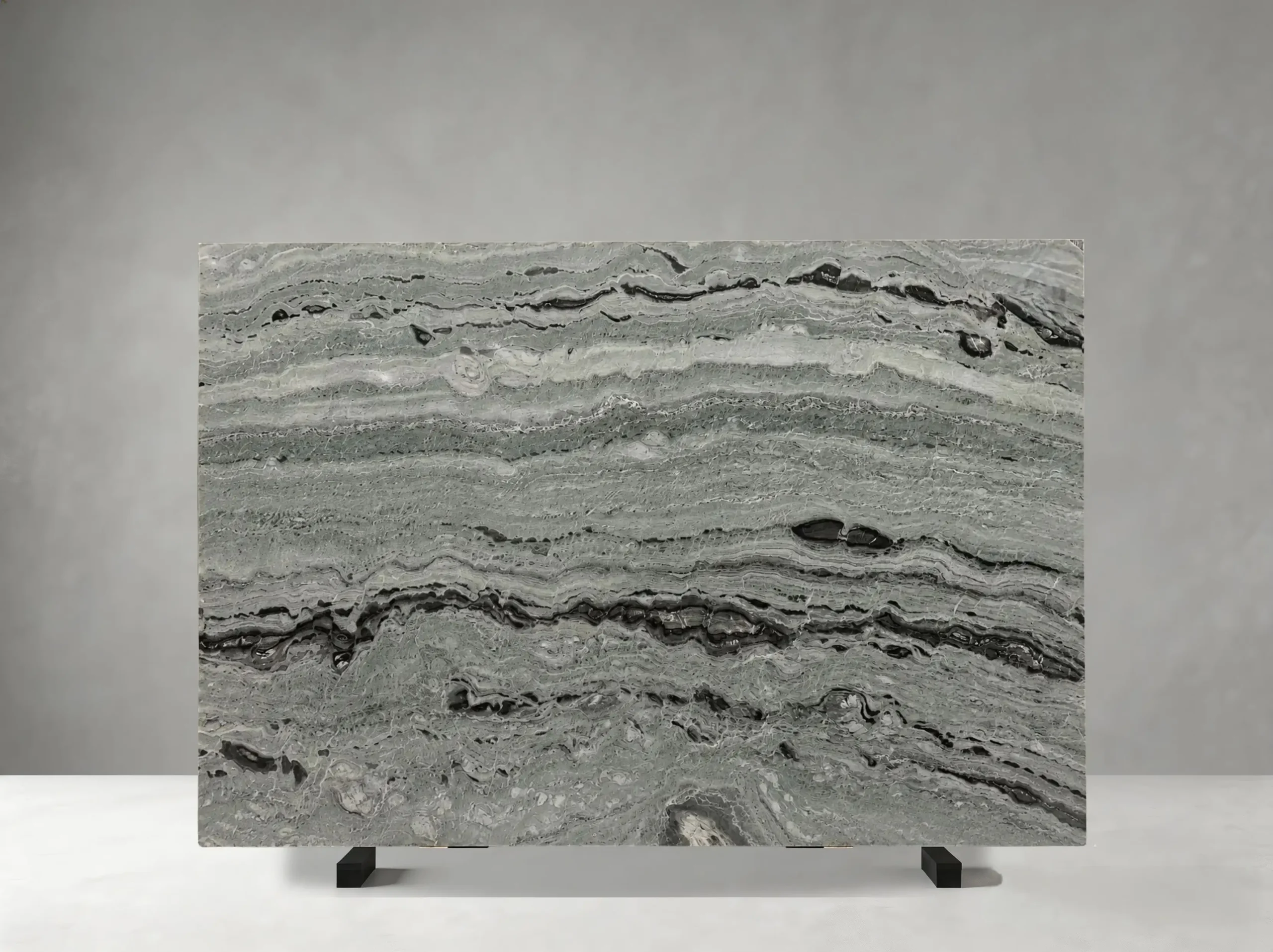 verde-prato-marble-polished-slab-horizontal-veins-04.webp verde prato marble polished slab with horizontal green veins