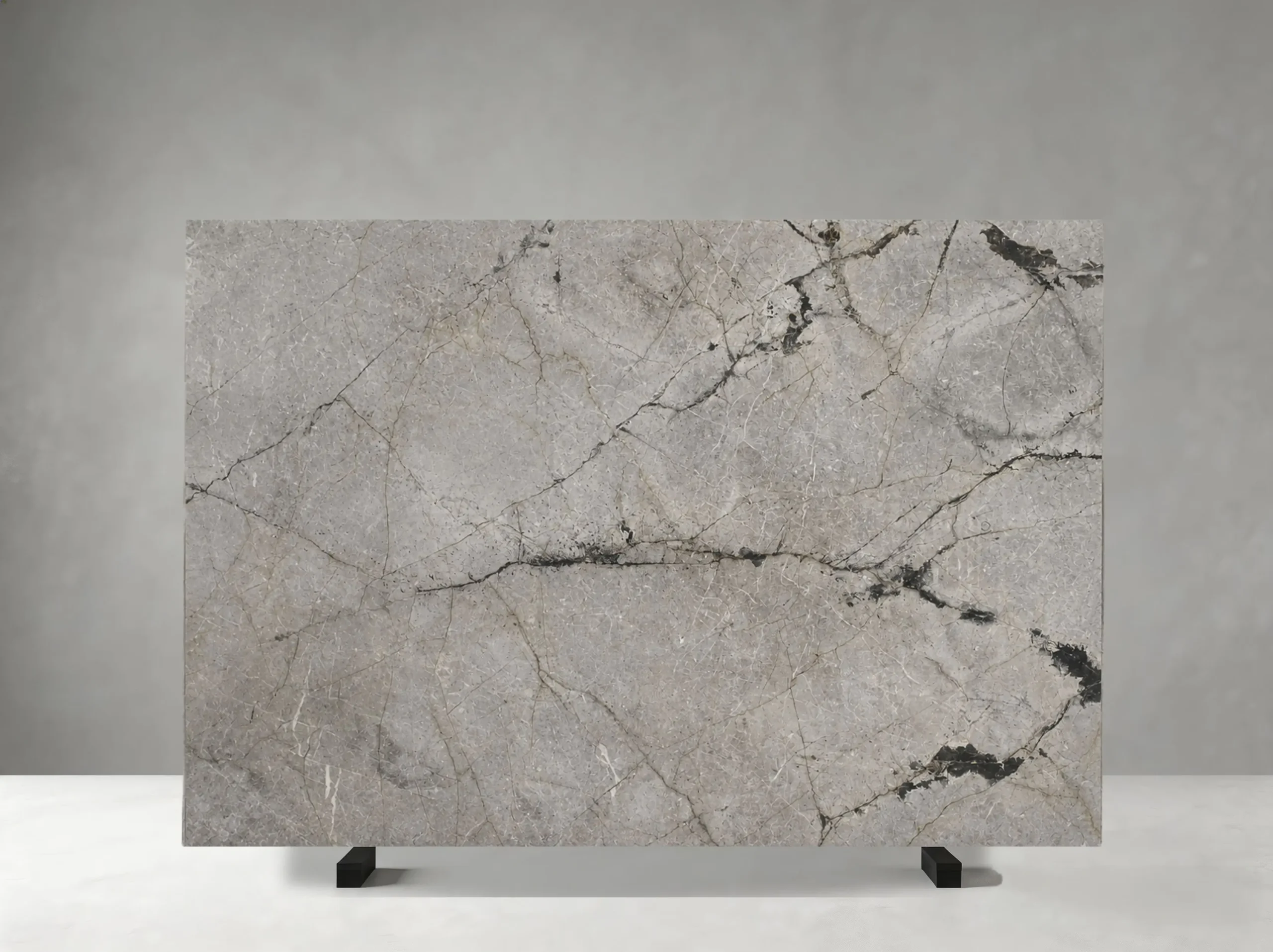 balya-silver-route-marble-slab-dark-linear-veins-04.webp balya silver route marble slab with dark linear veins