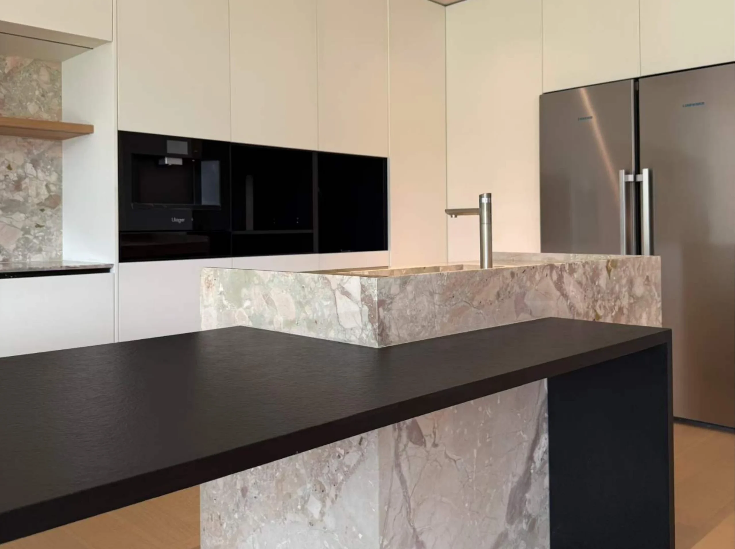 breccia-botticelli-marble-kitchen-island-countertop-01.webp breccia botticelli marble kitchen island countertop with soft beige green and pink breccia pattern