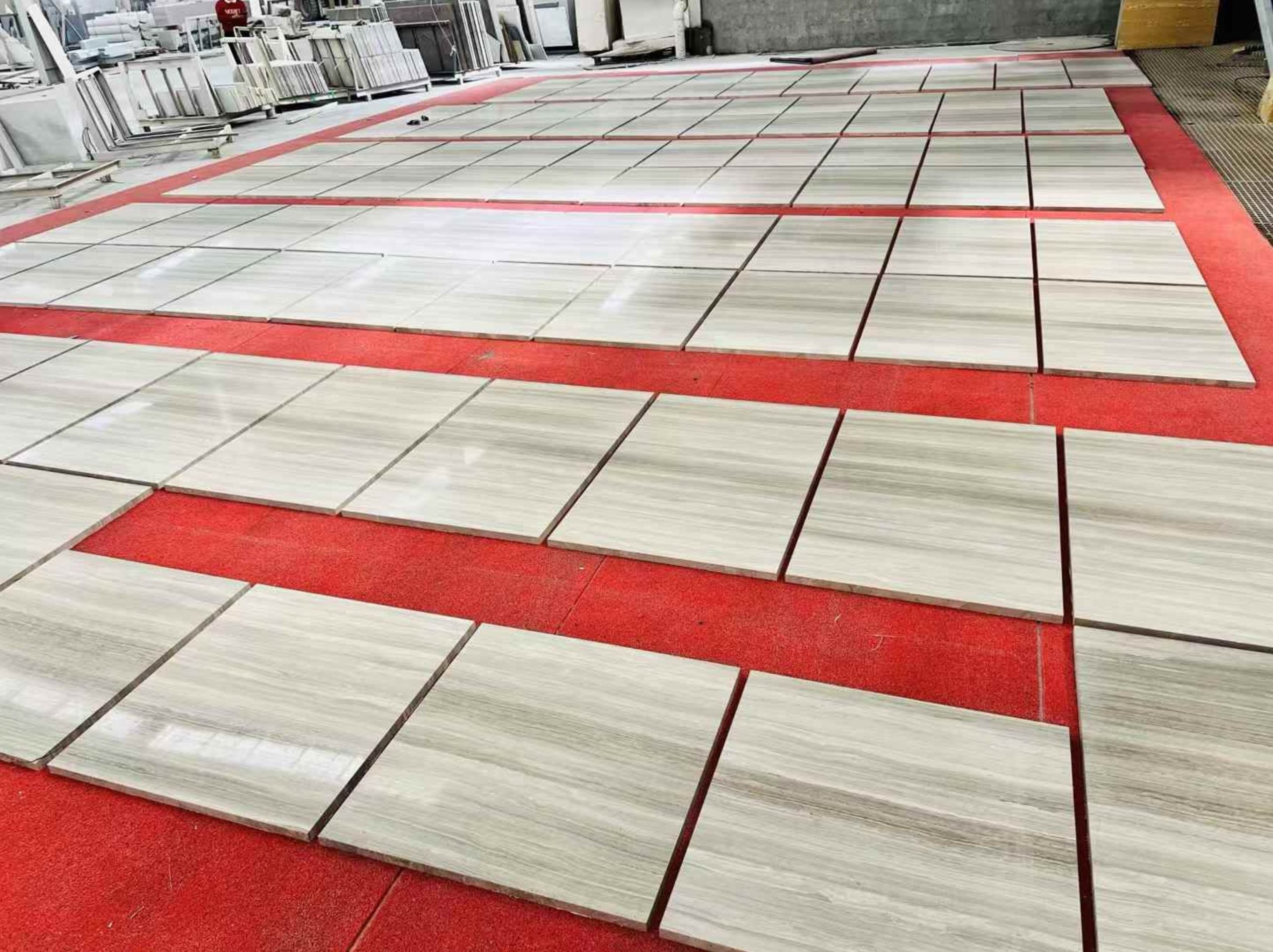 china-serpeggiante-marble-floor-tile-factory-layout-03.webp china serpeggiante marble floor tile factory layout with horizontal beige grey veins