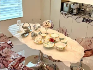 cristallo quartzite backlit dining table with translucent crystal white surface