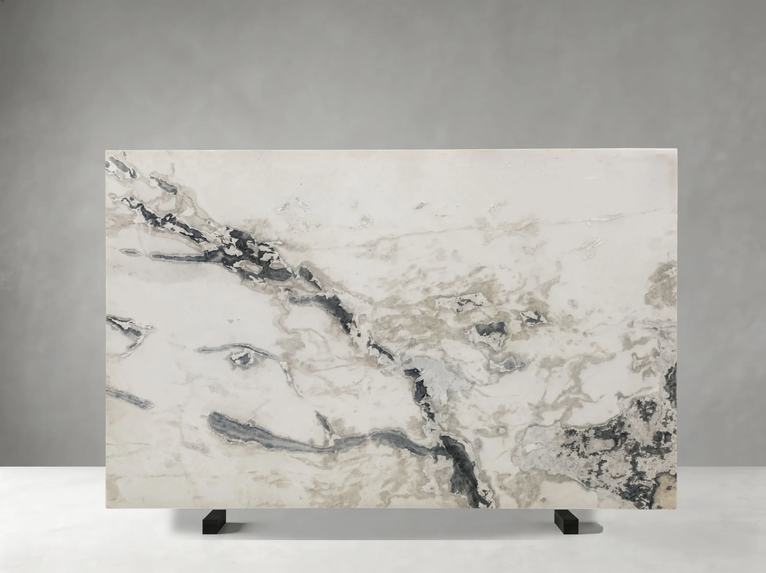 etosha-white-marble-slab-dark-grey-veining-04.webp etosha white marble slab dark grey veining for floors walls and island tops