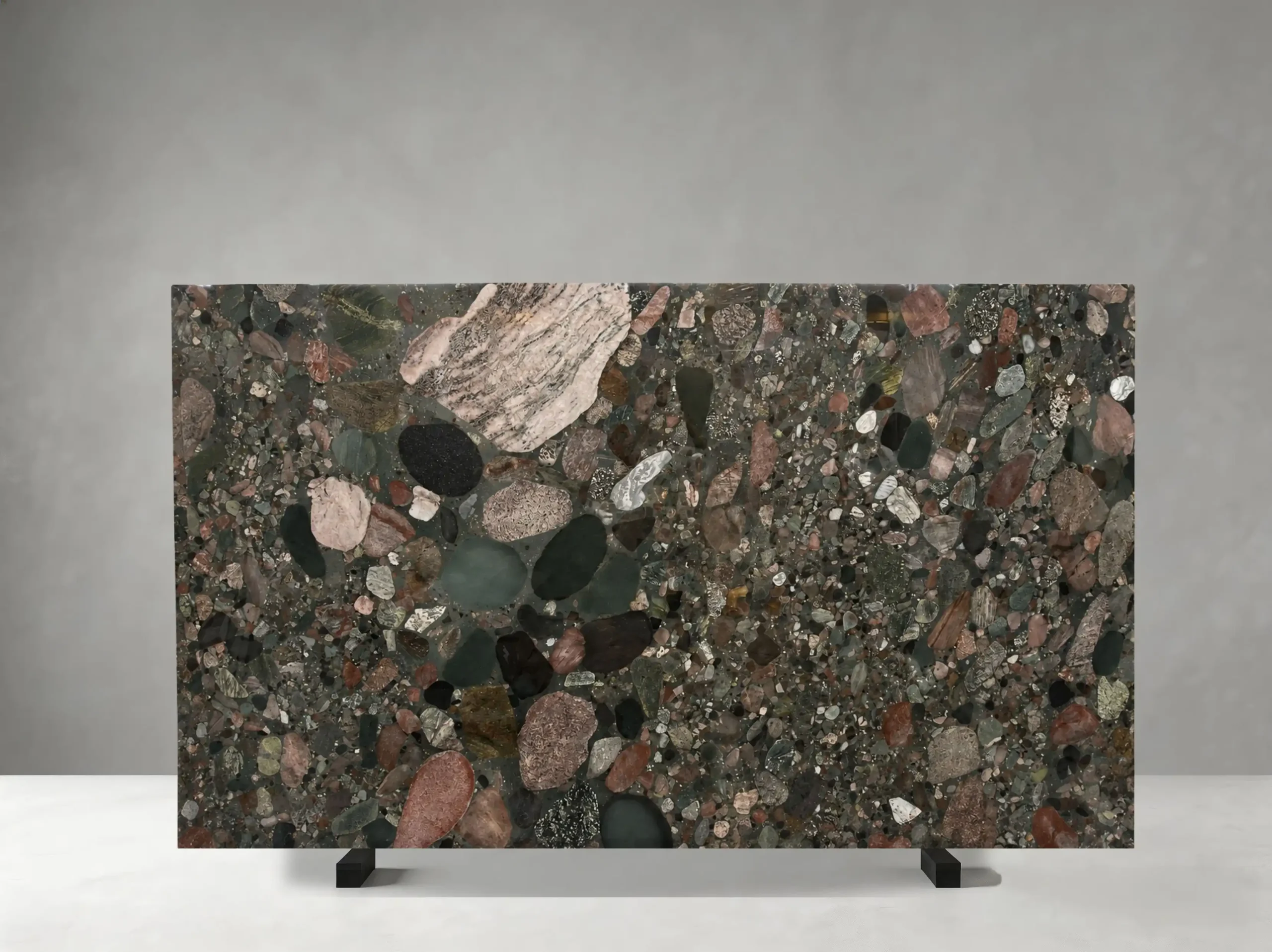 green-colorful-granite-slab-multicolor-mineral-05.webp green colorful granite slab multicolor mineral pattern for luxury interiors