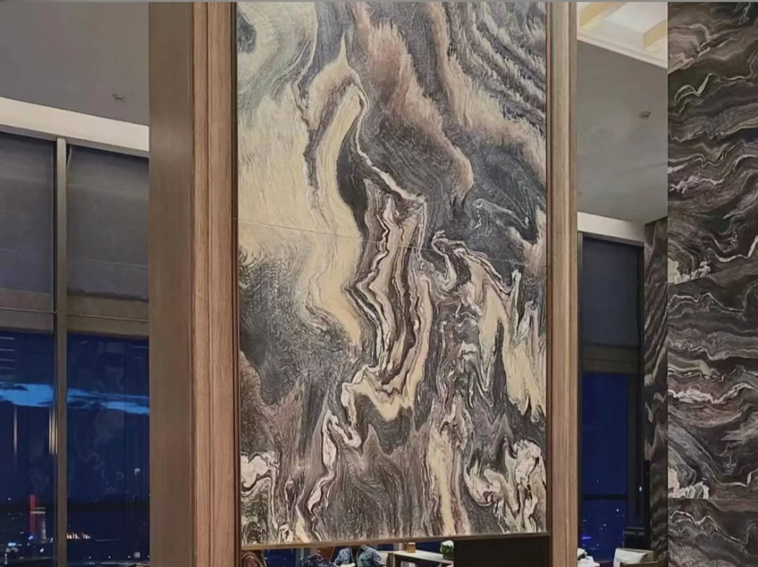 rosso-luana-marble-luxury-feature-wall-application-01.webp rosso luana marble luxury feature wall for high-end interior project