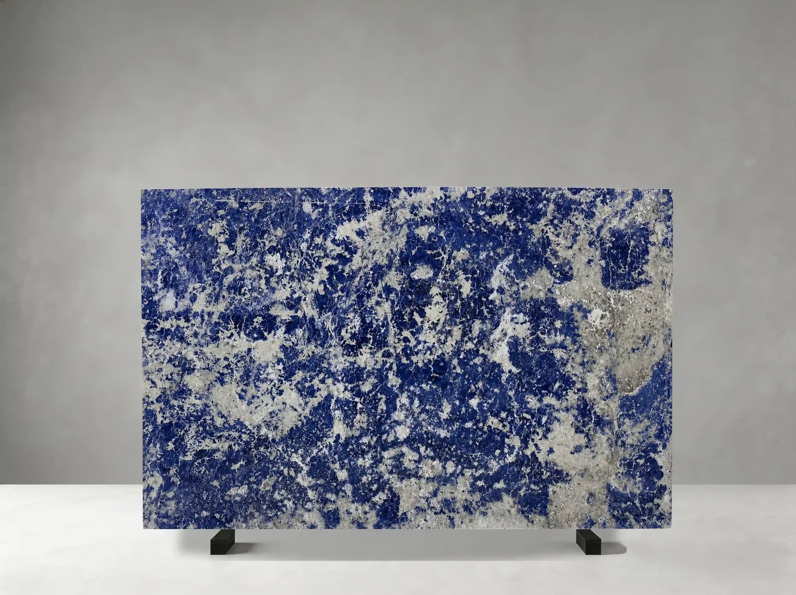 blue-namibian-sodalite-slab-blue-white-crystalline-01.webp blue namibian sodalite granite slab with cobalt blue and white crystalline pattern