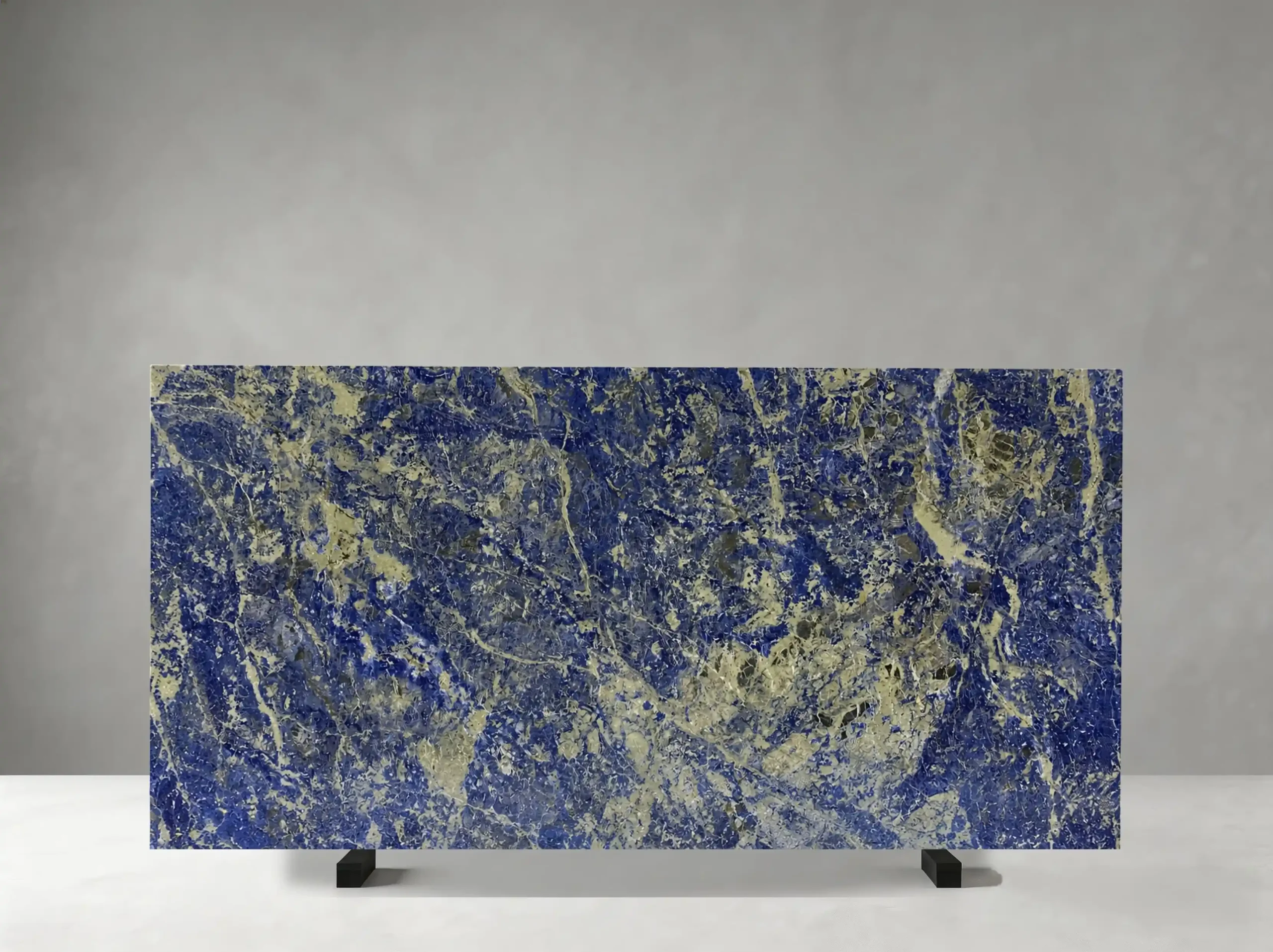blue-sodalite-marble-slab-deep-blue-mineral-pattern-05.webp blue sodalite marble slab vivid blue mineral pattern for luxury wall and table tops