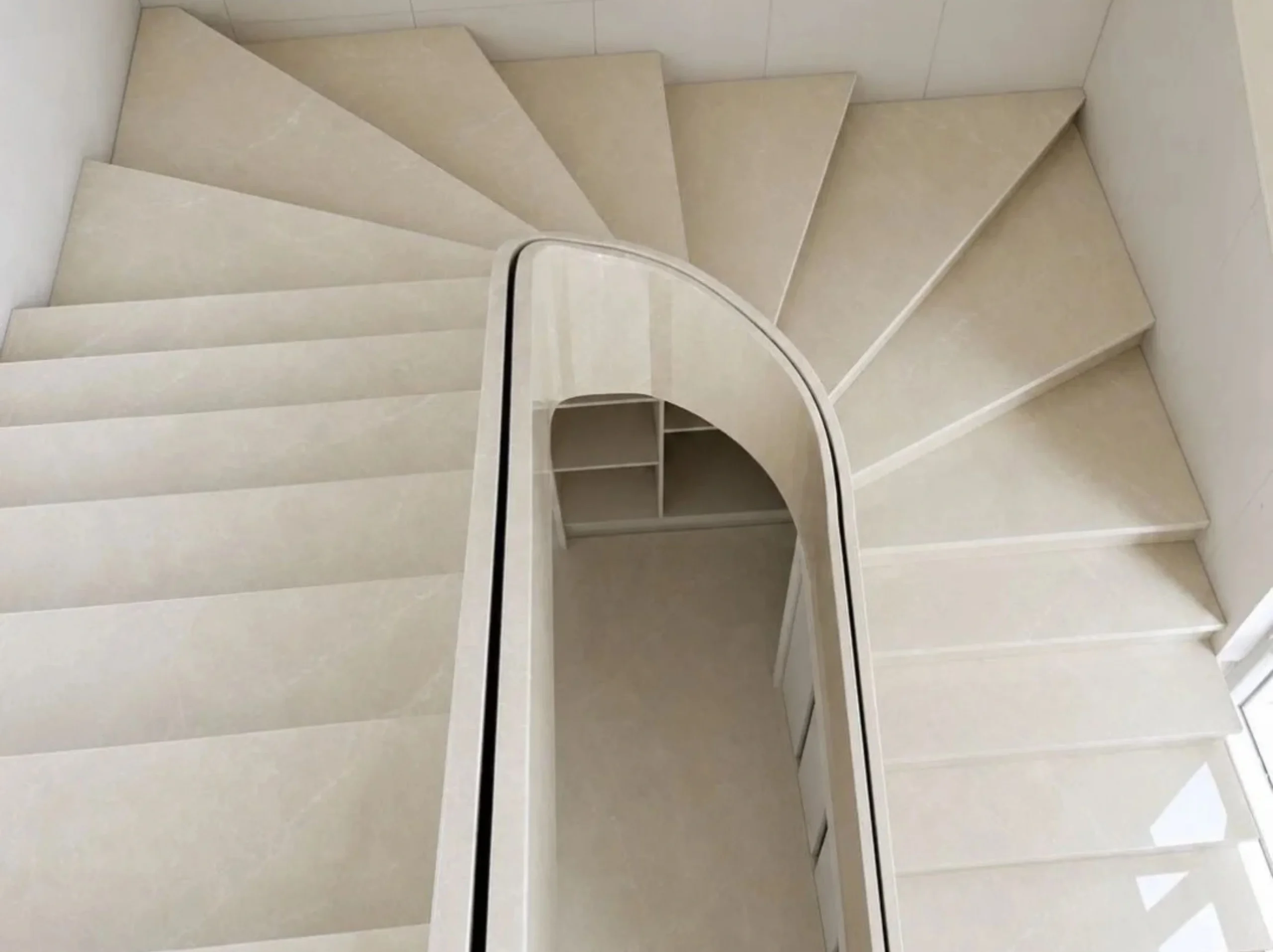 Bailuan Beige Marble curved staircase treads and risers