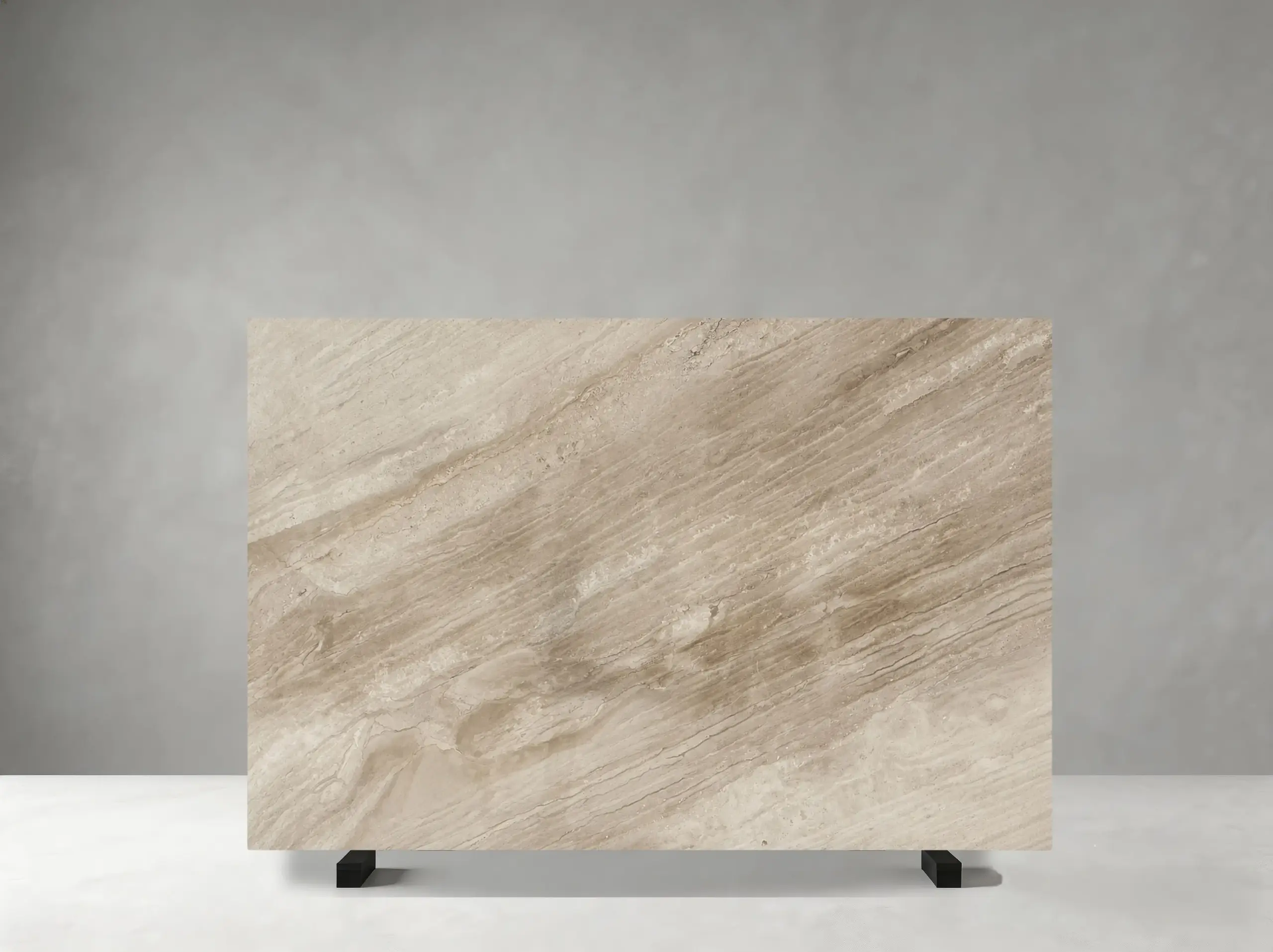 Daino Reale Marble polished slab with warm beige field and fine diagonal cream veining