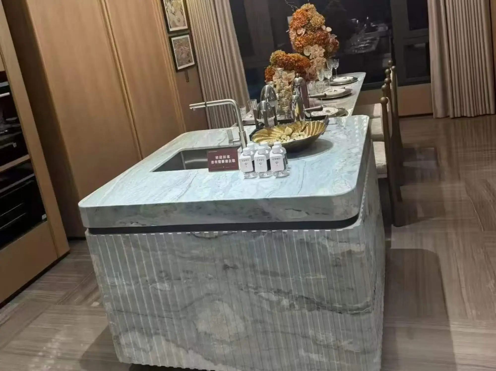 Tiffany Diamond Quartzite kitchen island and dining table application